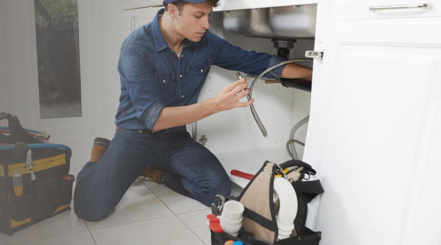 Professional Water heater repair in McDaniels, KY